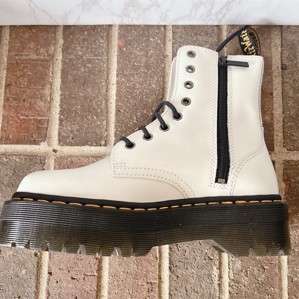 Dr. Martens Jadon 8-Eye Platform Combat Boot White Leather Womens US 6 - Picture 11 of 12
